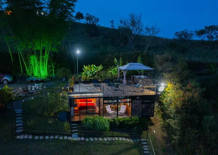 Glamping Montecarlo Lodge Cubo De Madera-Guatape