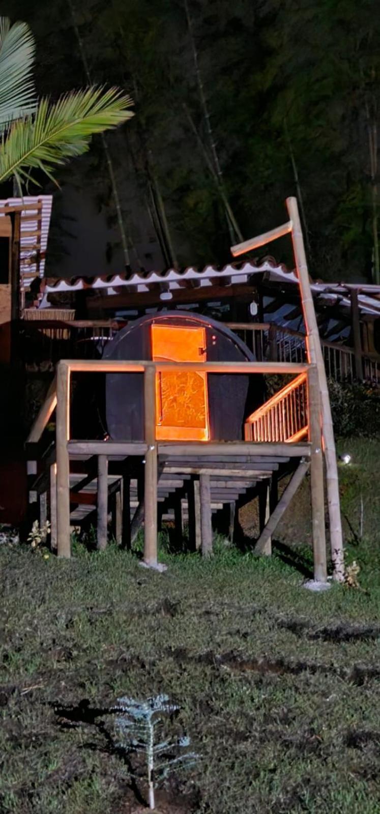 Glamping Montecarlo Cubo De Madera-guatape Campsite
