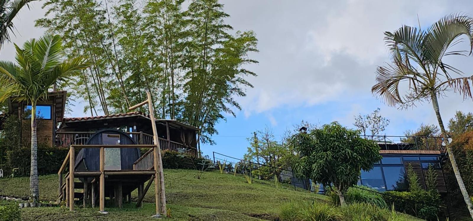 Glamping Montecarlo Cubo De Madera-guatape
