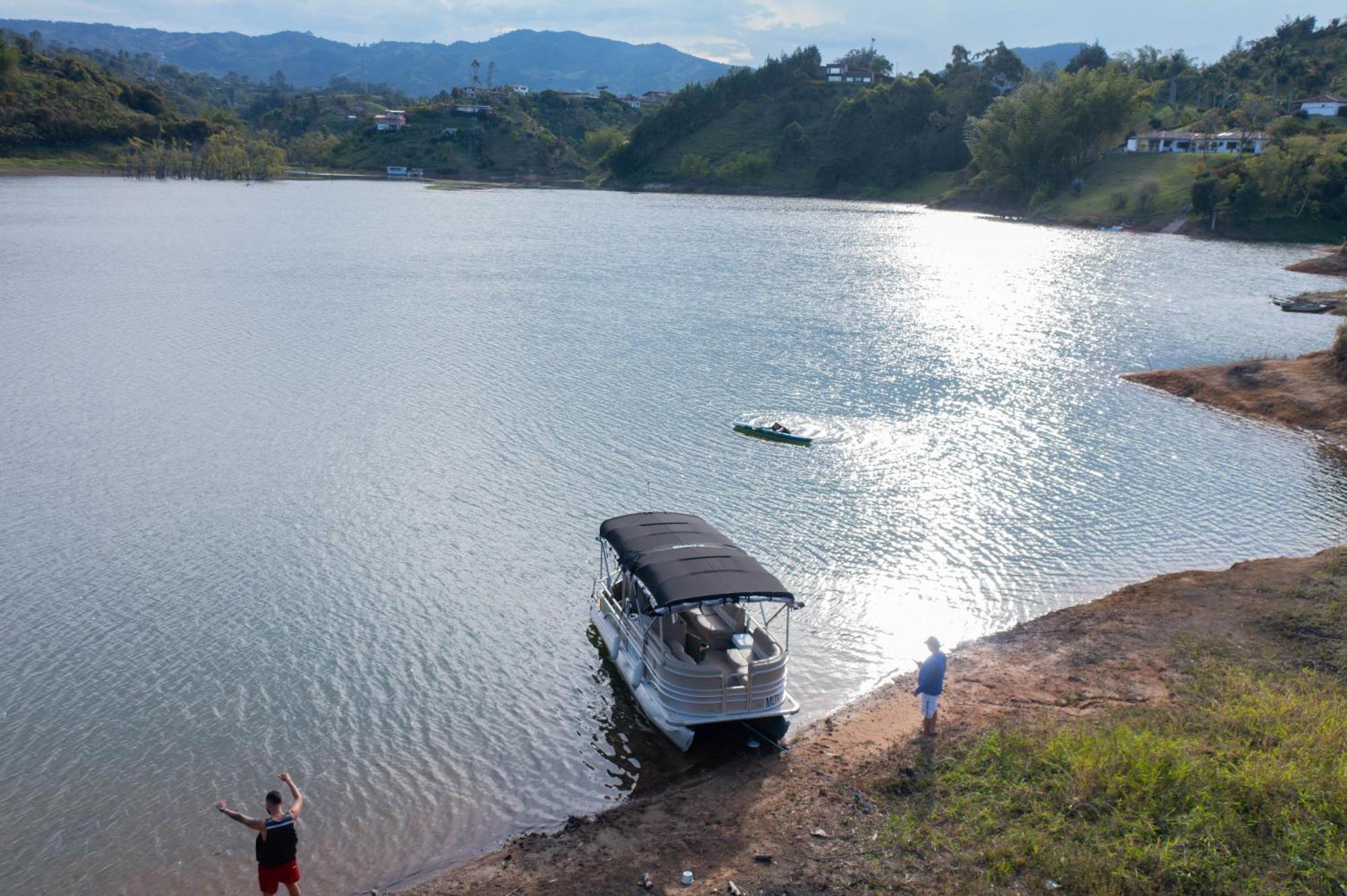 Glamping Montecarlo Cubo De Madera-guatape Campsite