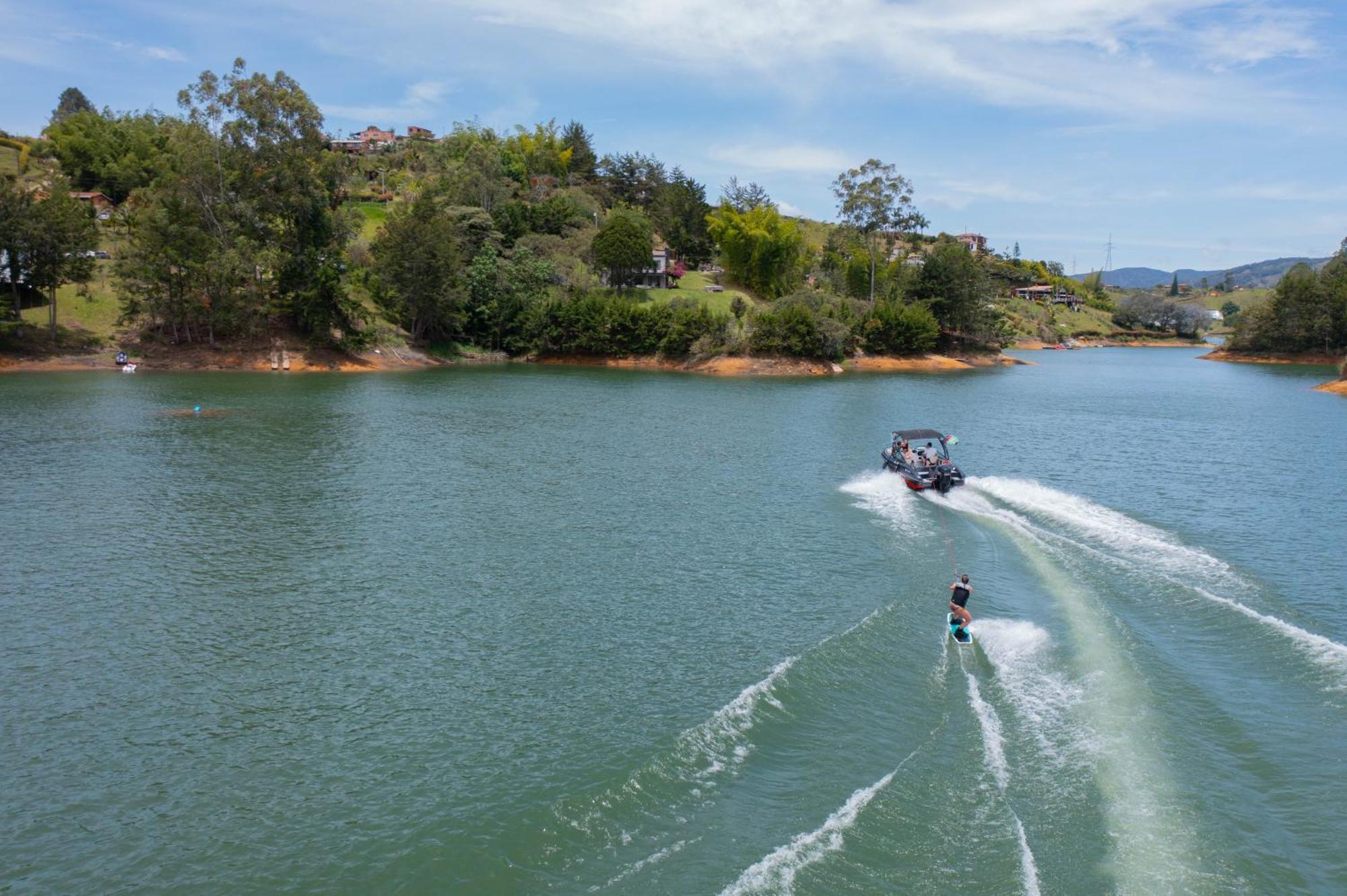 Glamping Montecarlo Cubo De Madera-guatape Campsite *