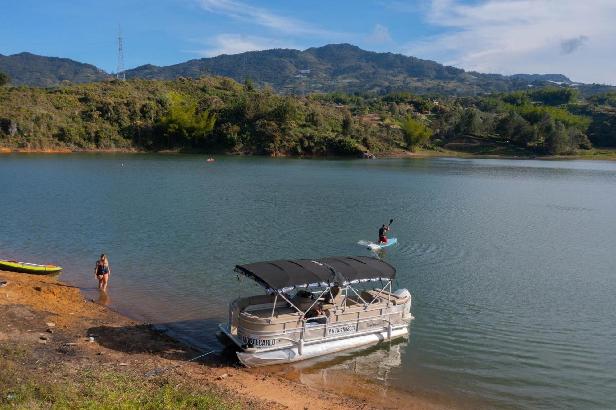 Glamping Montecarlo Cubo De Madera-guatape