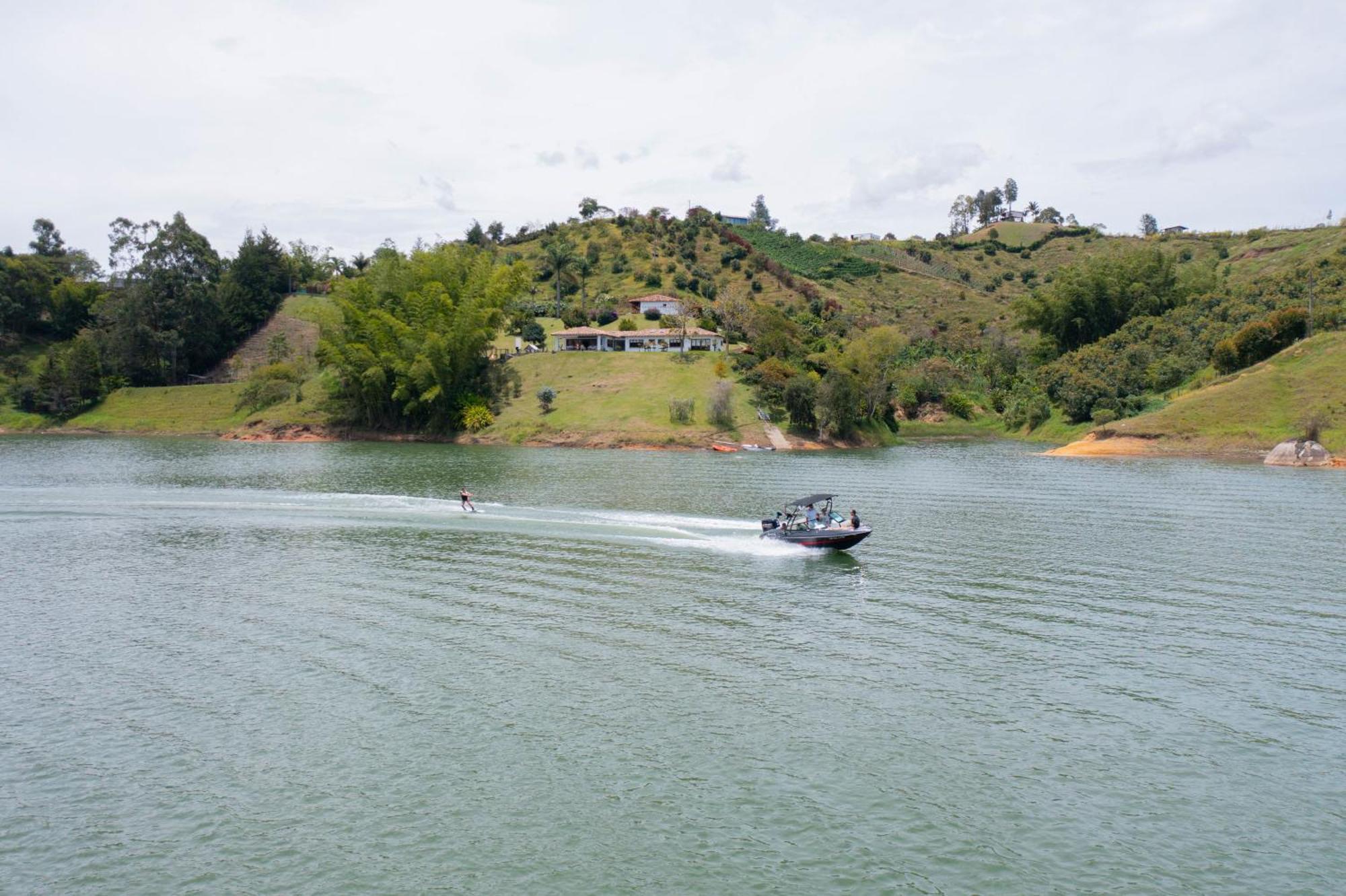 Campsite Glamping Montecarlo Cubo De Madera-guatape