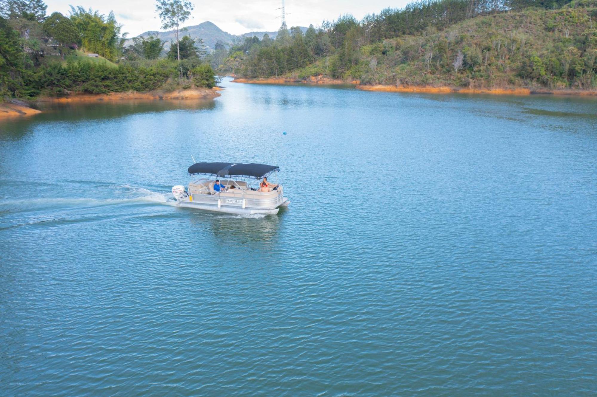 Campsite Glamping Montecarlo Cubo De Madera-guatape Guatape