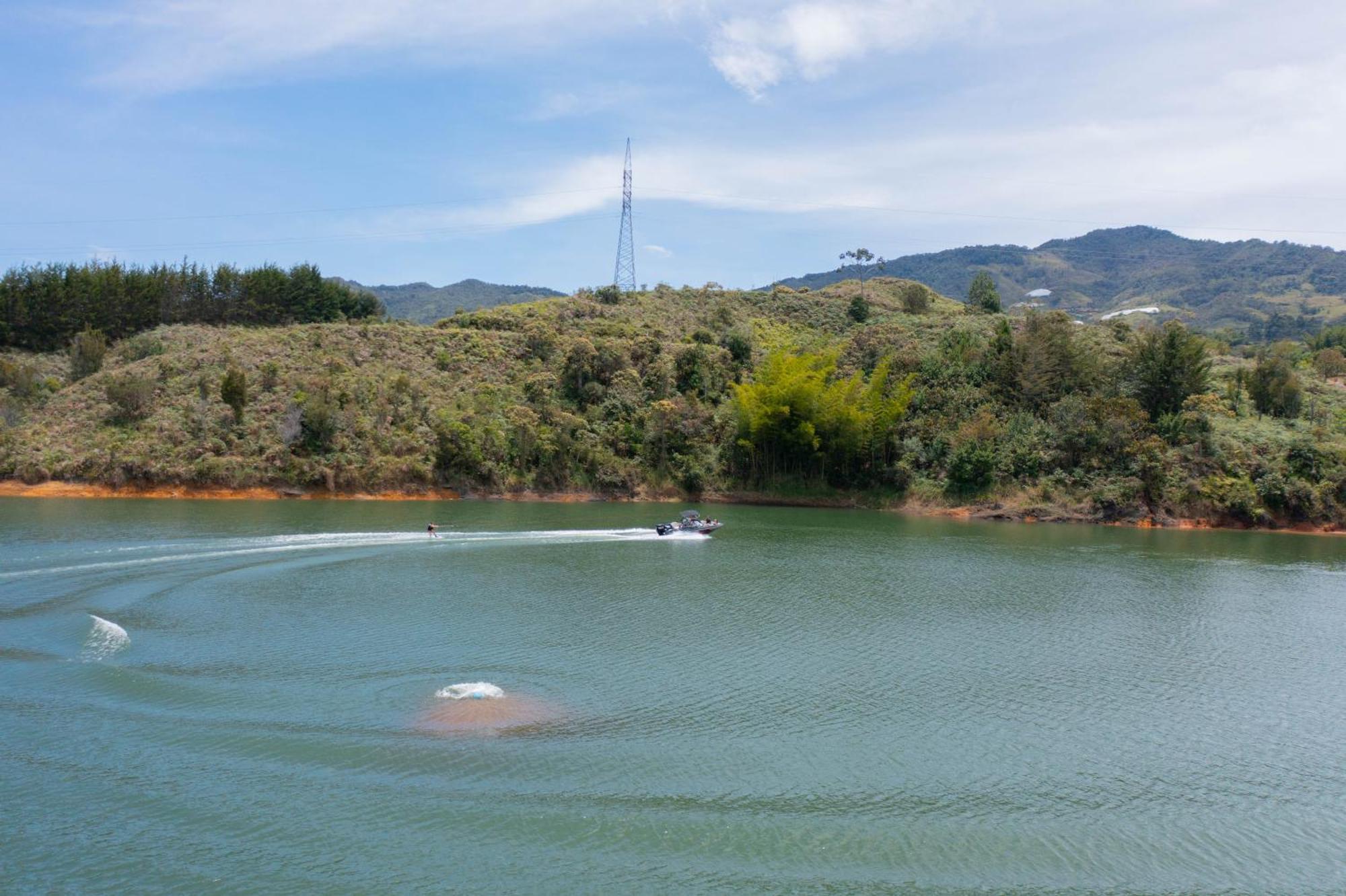 Glamping Montecarlo Cubo De Madera-guatape Campsite