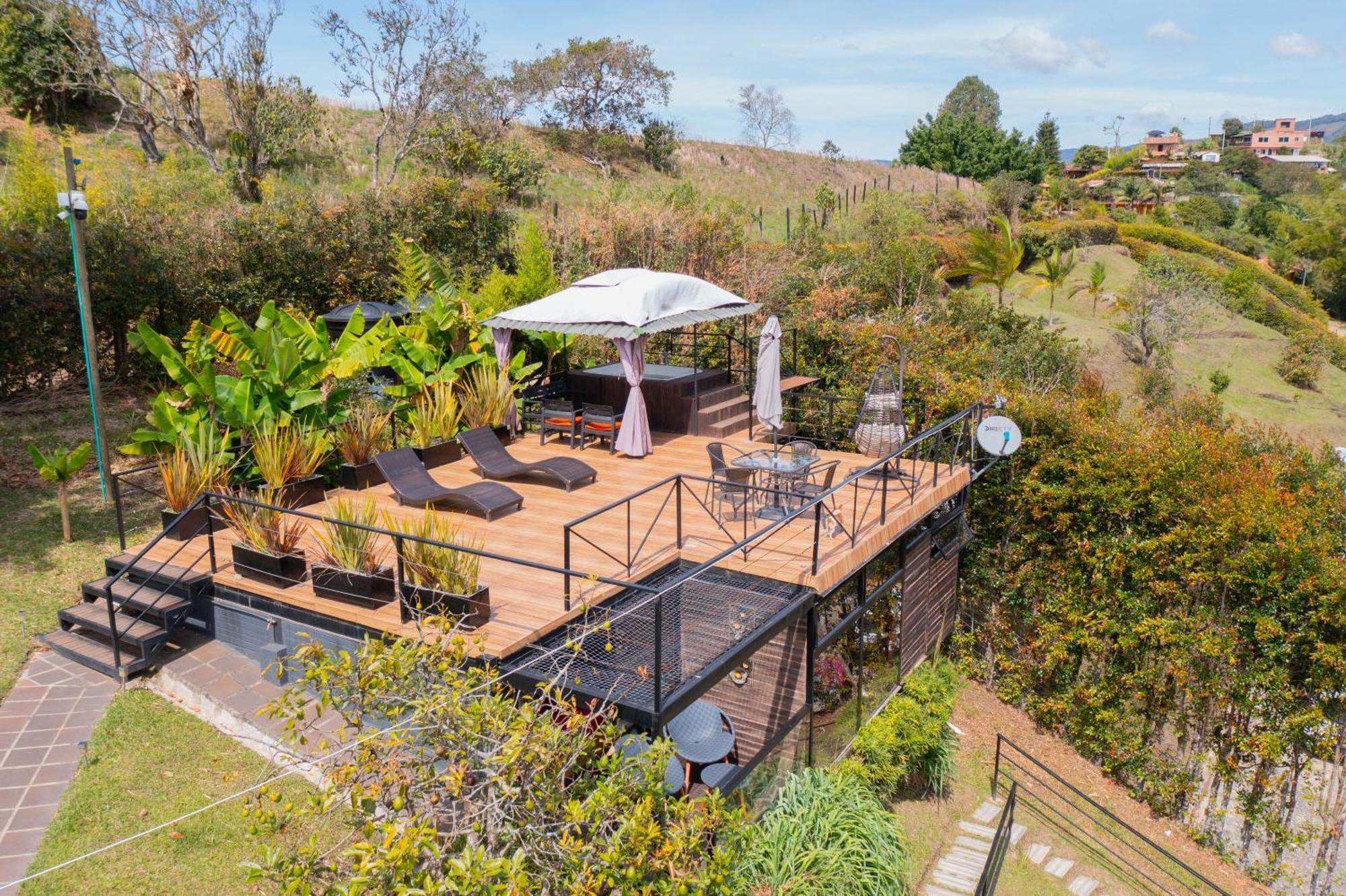 Campsite Glamping Montecarlo Cubo De Madera-guatape *