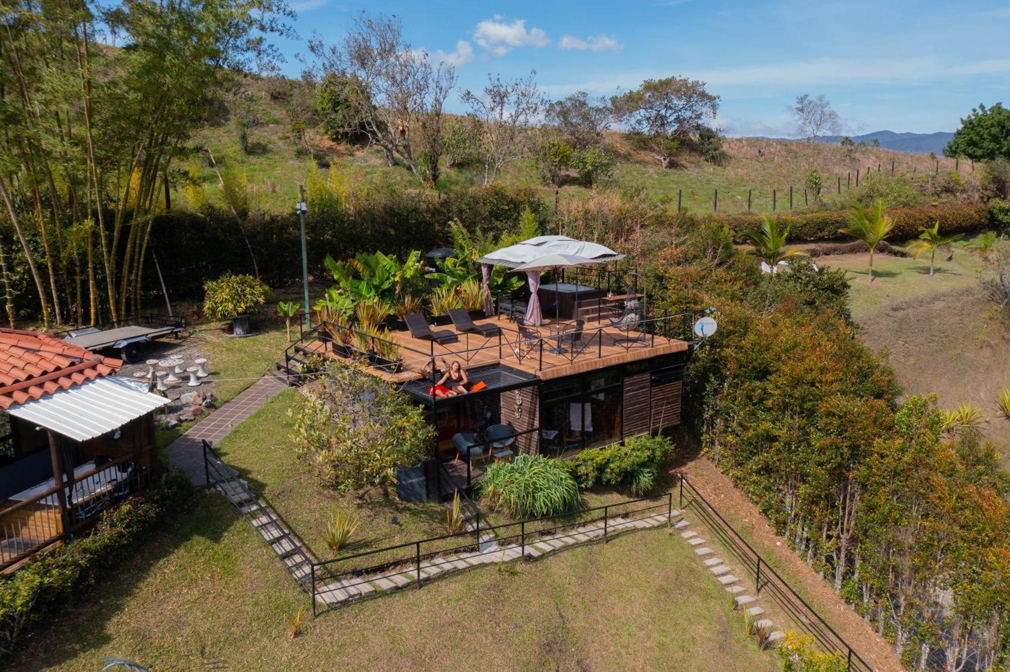 Campsite Glamping Montecarlo Cubo De Madera-guatape Guatape