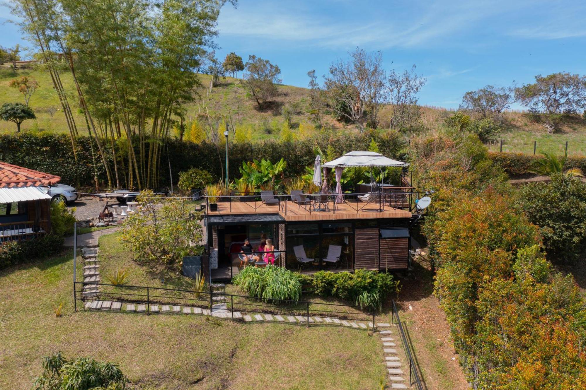 Campsite Glamping Montecarlo Cubo De Madera-guatape *