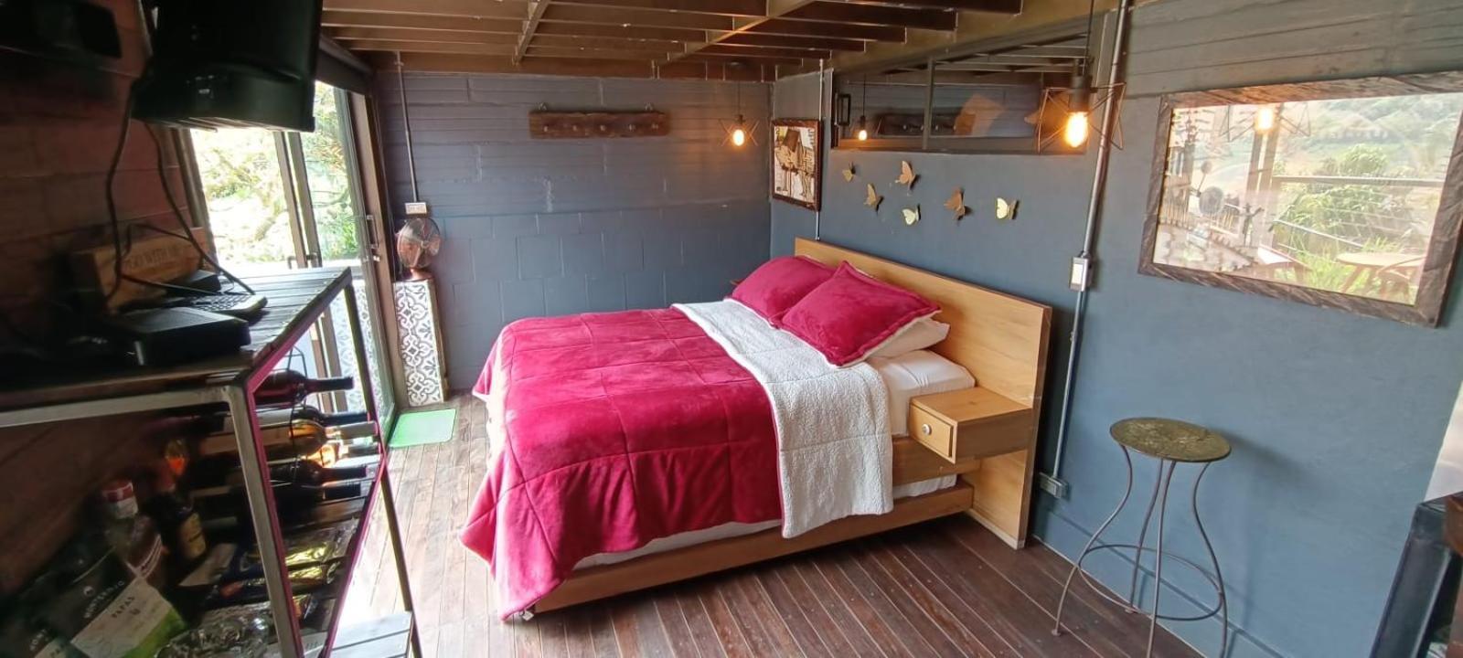 Glamping Montecarlo Cubo De Madera-guatape Campsite *