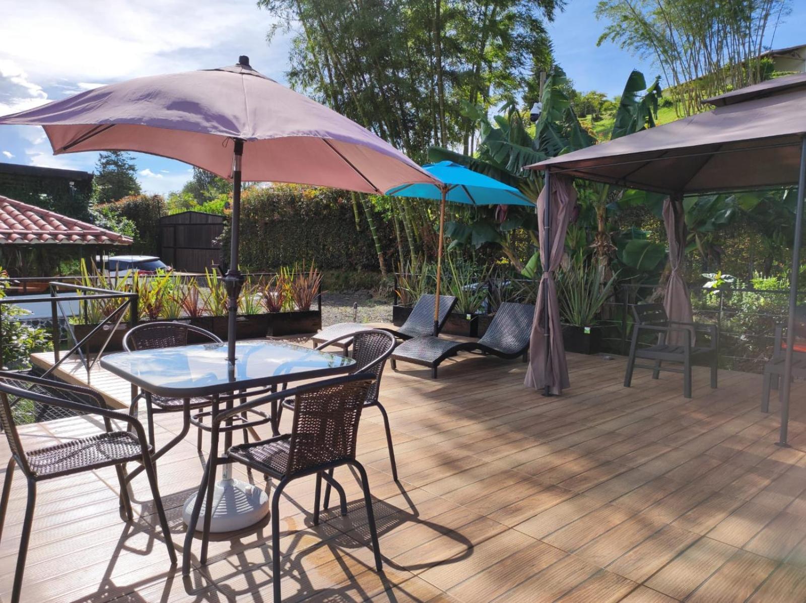 Glamping Montecarlo Cubo De Madera-guatape